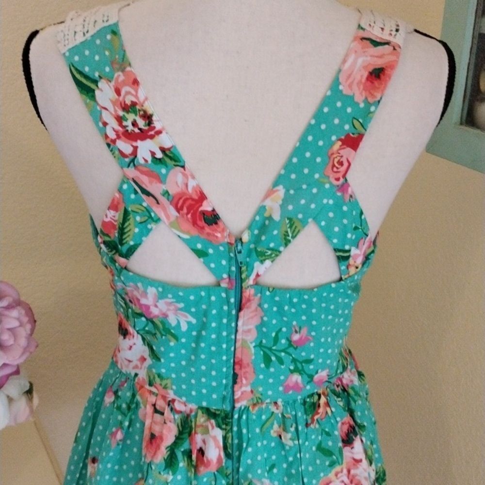 City Triangles Sun Dress - Picture 6 of 13